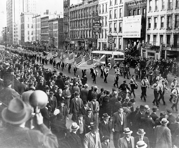 image: cohen1917_parade